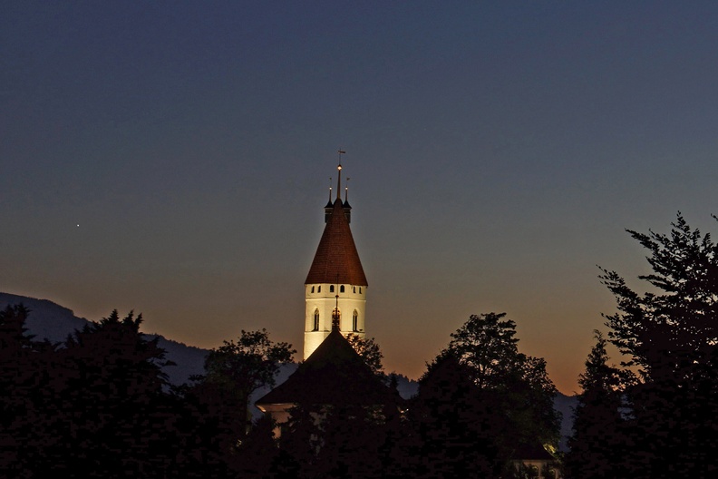 Stadtkirche Thun mit Merkur am 27.02.2019.jpg