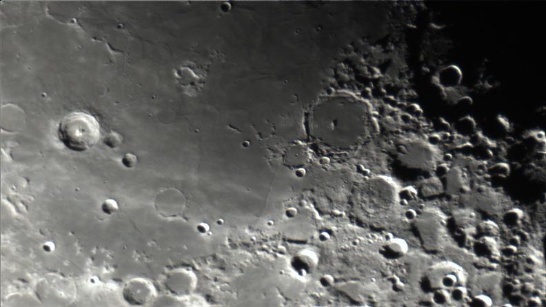 Mond Krater Pitatus Hesiodus und Bullialdus 2022-10-18.jpg